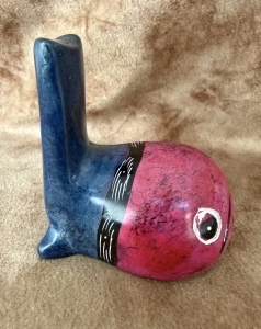 Balena blu, rossa in Pietra Saponaria – Scultura Artigianale, Pezzo Unico