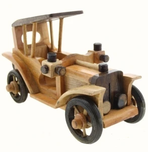 Modellino auto epoca in legno naturale - soprammobile vintage