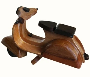 Vespa modellino scooter vintage, fatto in legno da artigiani